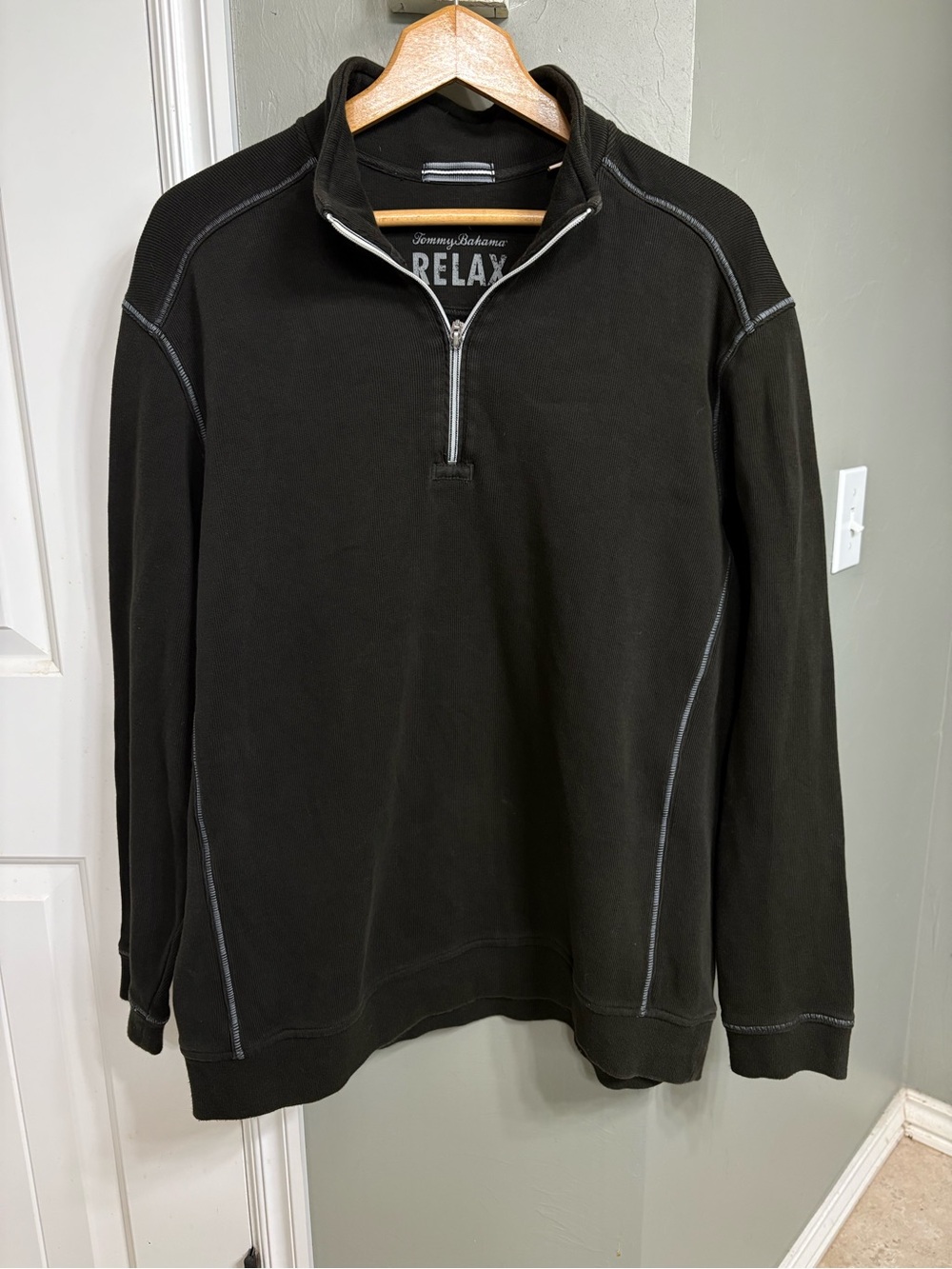 Tommy Bahama Black Men's Quarter-Zip Pullover Sweater